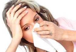 Mevsim değişimi ile gelen alerjik nezleye dikkat